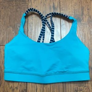 Lululemon sports bra